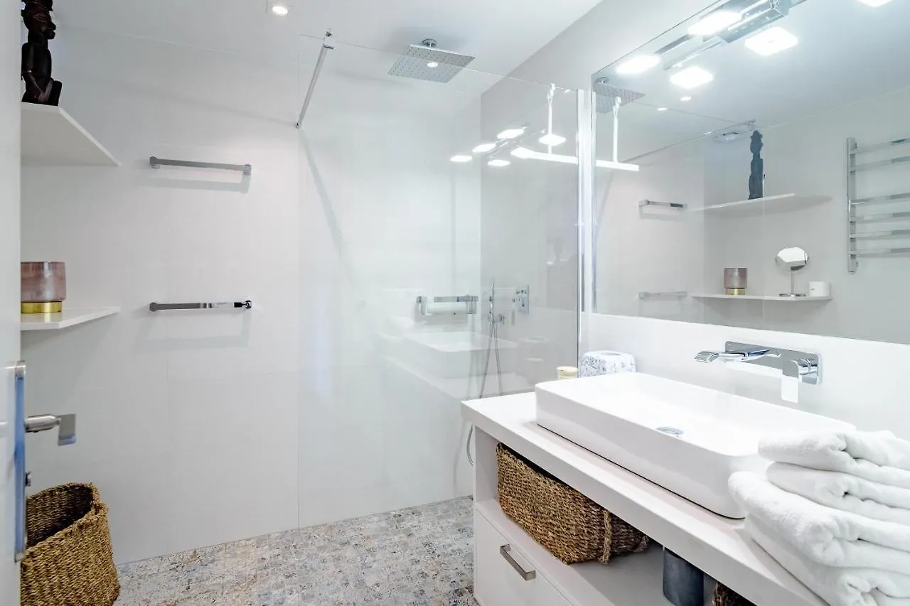 Apartment Cb- Cozy Refurbished Apartment, Perfect Location Marbella