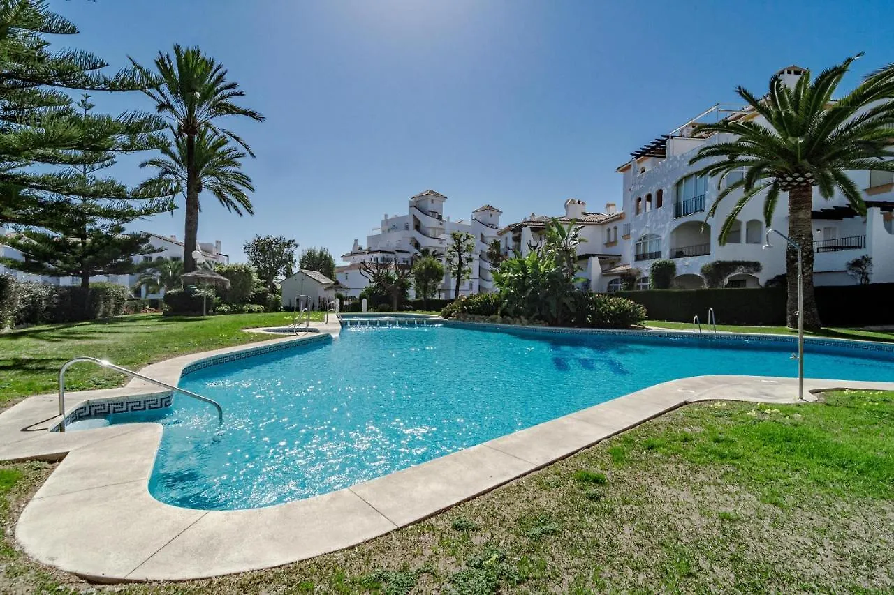 Cb- Cozy Refurbished Apartment, Perfect Location Marbella Apartment